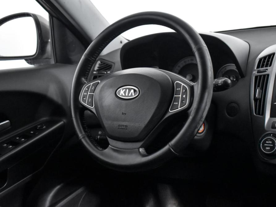 Kia Ceed I Санкт-Петербург  - изображение 14