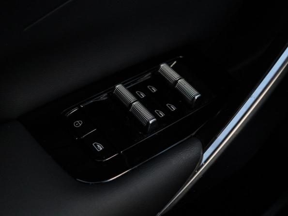 Geely Atlas II с пробегом 2024 года, цена 3 320 000 рублей, 17953 км, внедорожник, Автокод Объявления