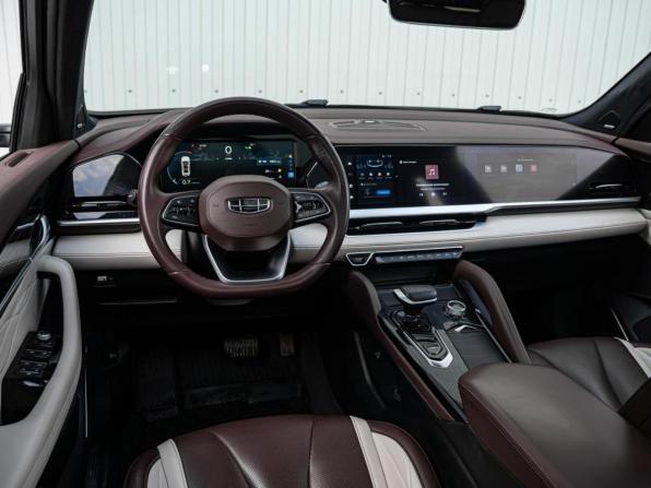 Geely Monjaro I с пробегом 2023 года, цена 2 970 000 рублей, 74334 км, внедорожник, Автокод Объявления