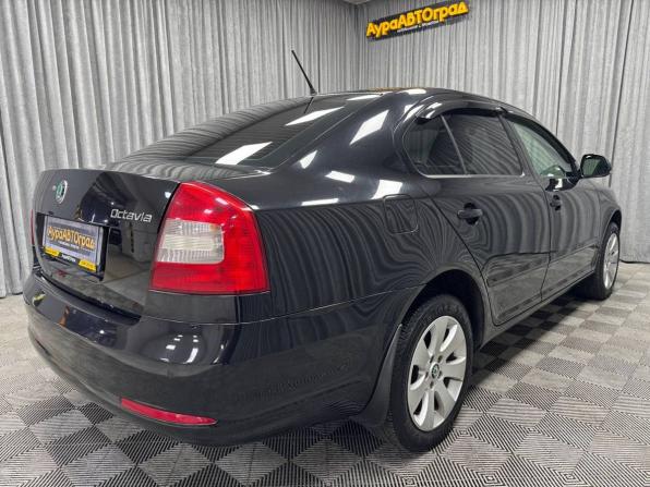 Skoda Octavia II (A5) Рестайлинг с пробегом 2013 года, цена 1 100 000 рублей, 139351 км, лифтбек, Автокод Объявления