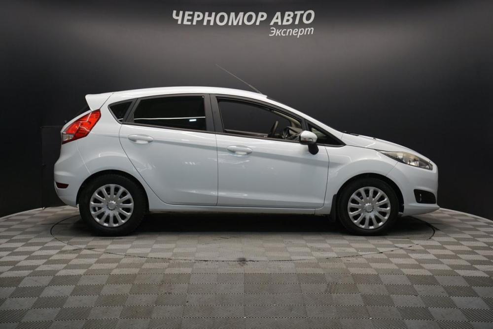 Ford Fiesta Mk6 Рестайлинг Крым  - изображение 6