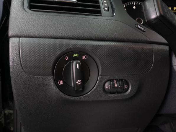 Volkswagen Jetta VI с пробегом 2013 года, цена 1 259 000 рублей, 87398 км, седан, Автокод Объявления