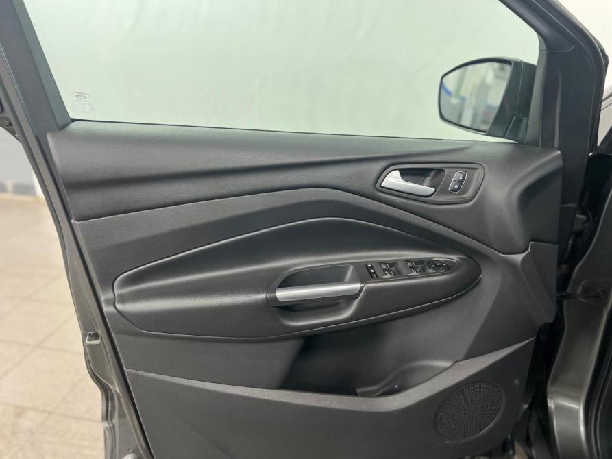 Ford Kuga II Рестайлинг Санкт-Петербург  - изображение 17