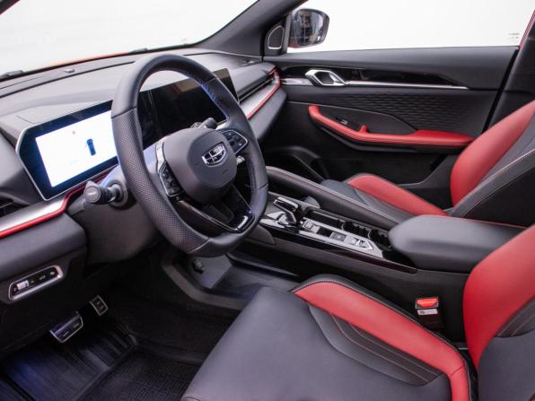 Geely Coolray I Рестайлинг с пробегом 2024 года, цена 2 124 000 рублей, 25352 км, внедорожник, Автокод Объявления