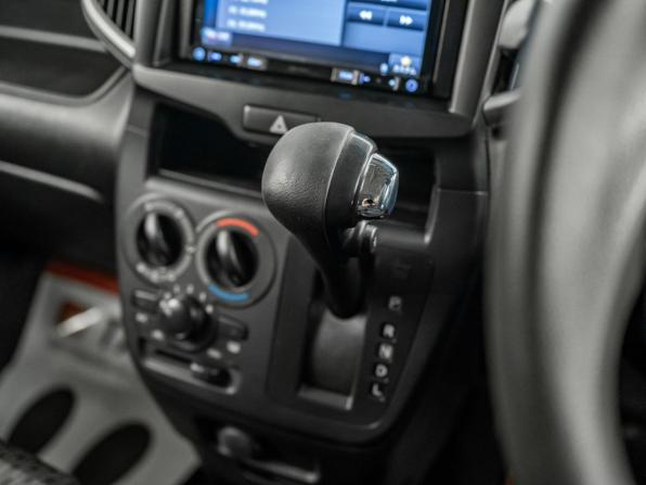 Suzuki Solio III с пробегом 2017 года, цена 849 000 рублей, 144820 км, микровэн, Автокод Объявления