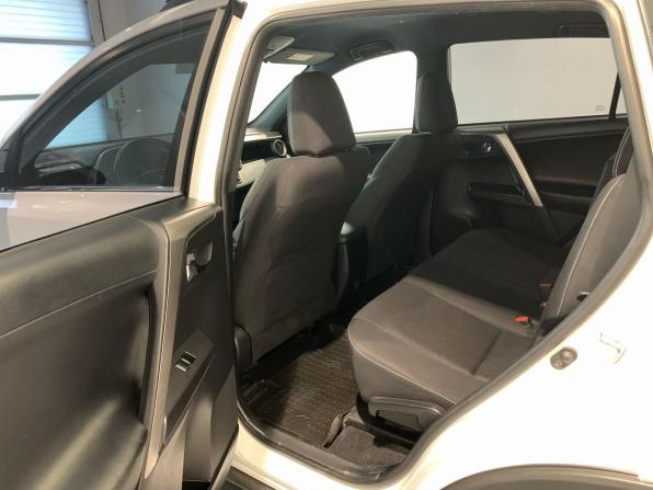 Toyota RAV4 IV (XA40) Рестайлинг с пробегом 2019 года, цена 2 479 000 рублей, 111247 км, внедорожник, Автокод Объявления