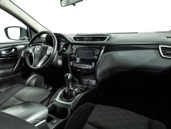 Nissan Qashqai II с пробегом 2016 года, цена 990 000 рублей, 204319 км, внедорожник, Автокод Объявления