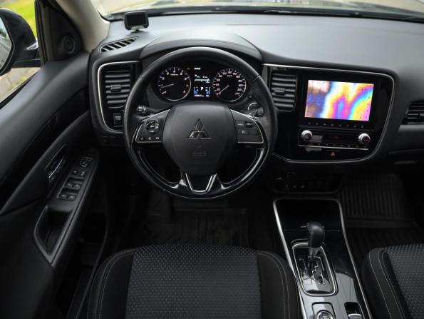 Mitsubishi Outlander III Рестайлинг 3 с пробегом 2021 года, цена 2 564 777 рублей, 79000 км, внедорожник, Автокод Объявления
