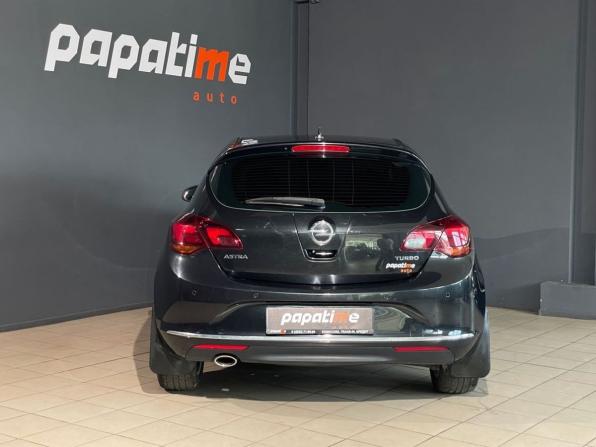 Opel Astra J Рестайлинг с пробегом 2013 года, цена 925 000 рублей, 140033 км, хэтчбек, Автокод Объявления