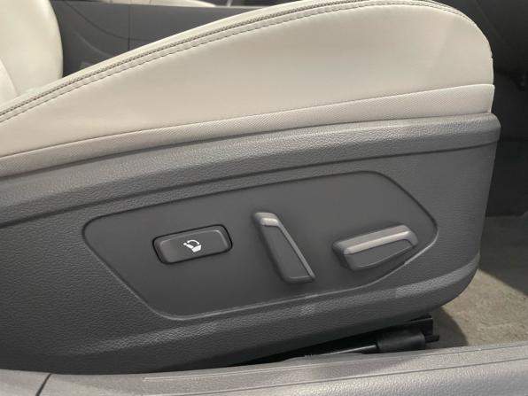 Hyundai Sonata VIII (DN8) Рестайлинг с пробегом 2024 года, цена 3 550 000 рублей, 45000 км, седан, Автокод Объявления