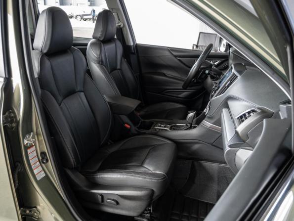 Subaru Forester V с пробегом 2018 года, цена 3 360 000 рублей, 94801 км, внедорожник, Автокод Объявления