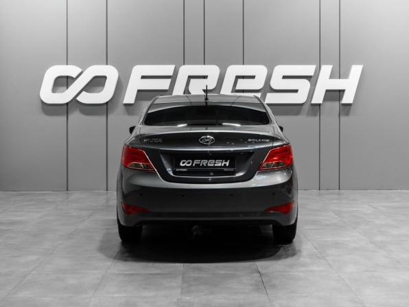 Hyundai Solaris I Рестайлинг с пробегом 2014 года, цена 890 000 рублей, 221283 км, седан, Автокод Объявления