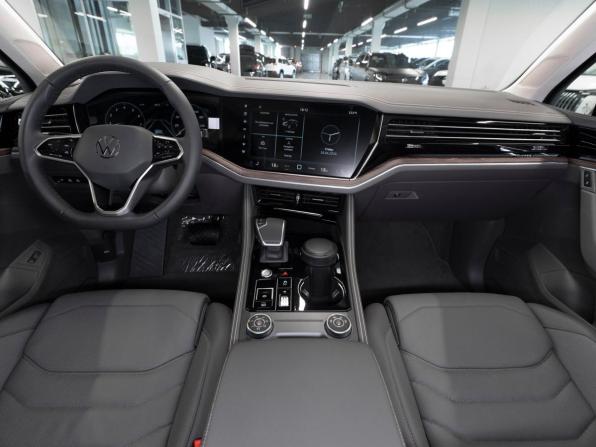 Volkswagen Touareg III Рестайлинг с пробегом 2025 года, цена 8 250 000 рублей, 50 км, внедорожник, Автокод Объявления