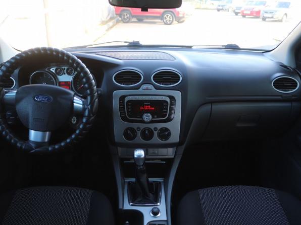Ford Focus II Рестайлинг с пробегом 2009 года, цена 499 000 рублей, 201000 км, седан, Автокод Объявления