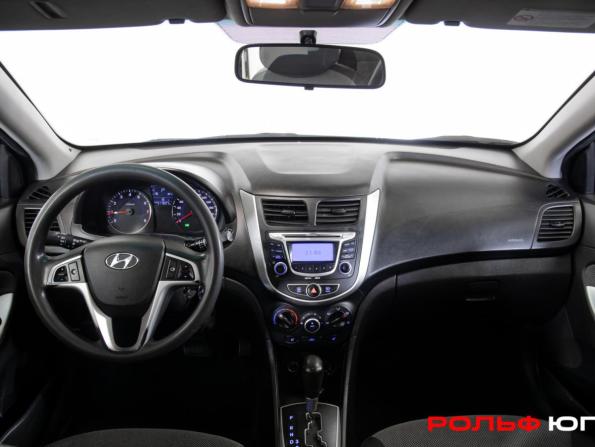 Hyundai Solaris I с пробегом 2012 года, цена 528 000 рублей, 317822 км, хэтчбек, Автокод Объявления
