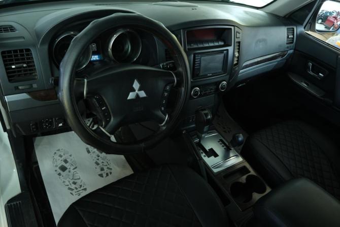 Mitsubishi Pajero IV с пробегом 2009 года, цена 1 699 000 рублей, 234670 км, внедорожник, Автокод Объявления