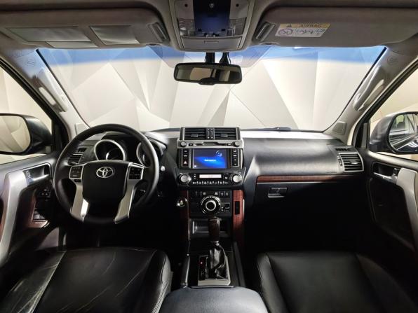 Toyota Land Cruiser Prado 150 Series Рестайлинг 1 с пробегом 2013 года, цена 3 497 000 рублей, 188675 км, внедорожник, Автокод Объявления