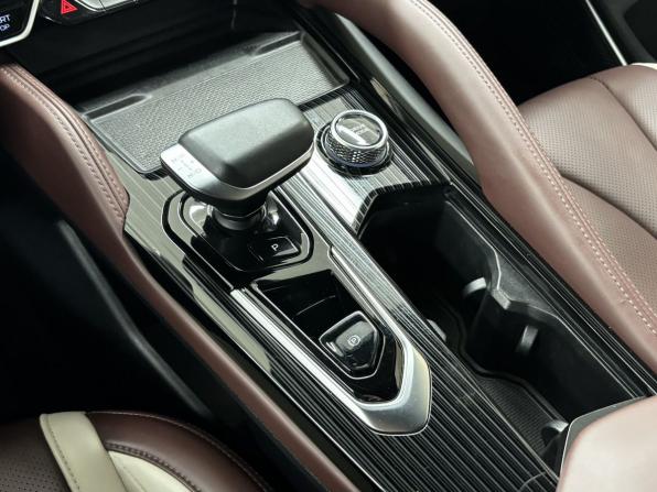 Geely Monjaro I с пробегом 2023 года, цена 3 380 000 рублей, 31307 км, внедорожник, Автокод Объявления