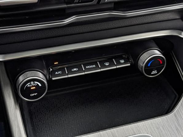 Geely Coolray I с пробегом 2024 года, цена 1 995 000 рублей, 34513 км, внедорожник, Автокод Объявления