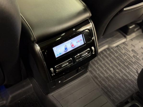 Lincoln Aviator II с пробегом 2022 года, цена 4 500 000 рублей, 159574 км, внедорожник, Автокод Объявления