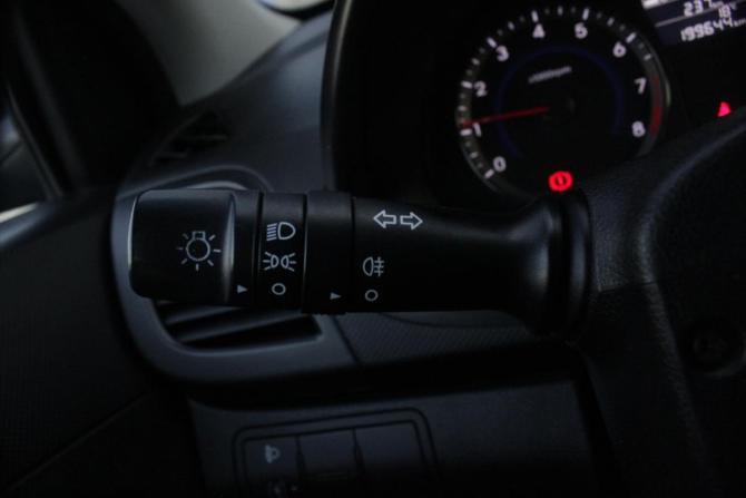 Hyundai Solaris I Рестайлинг с пробегом 2016 года, цена 895 000 рублей, 199644 км, хэтчбек, Автокод Объявления