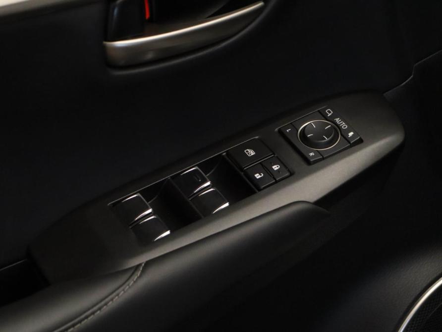 Lexus NX I Рестайлинг Москва  - изображение 17