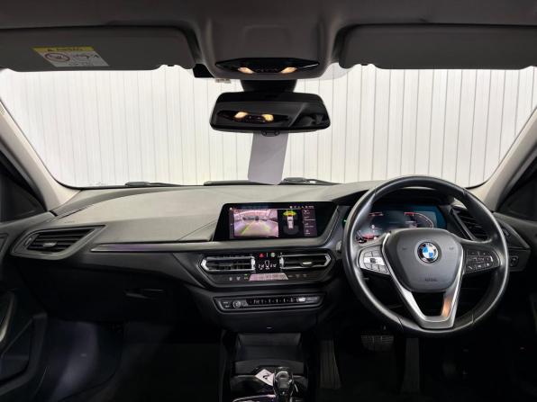 BMW 1 серии III (F40) с пробегом 2019 года, цена 1 697 000 рублей, 87502 км, хэтчбек, Автокод Объявления
