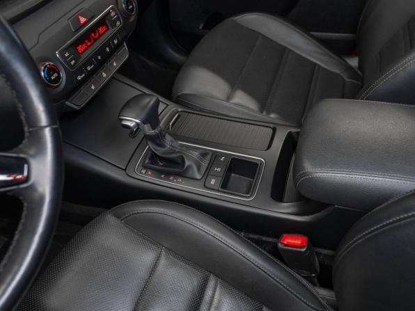 Kia Sorento III Prime Рестайлинг с пробегом 2019 года, цена 3 350 000 рублей, 39589 км, внедорожник, Автокод Объявления