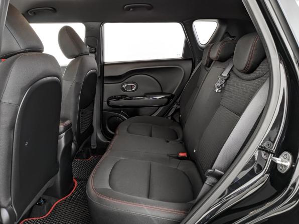 Kia Soul II Рестайлинг с пробегом 2018 года, цена 1 700 000 рублей, 77500 км, хэтчбек, Автокод Объявления