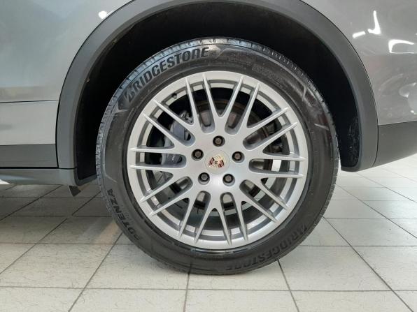 Porsche Cayenne II (958) с пробегом 2014 года, цена 2 890 000 рублей, 176928 км, внедорожник, Автокод Объявления
