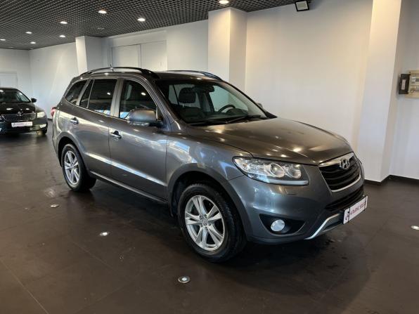Hyundai Santa Fe II Рестайлинг с пробегом 2012 года, цена 1 240 000 рублей, 220292 км, внедорожник, Автокод Объявления