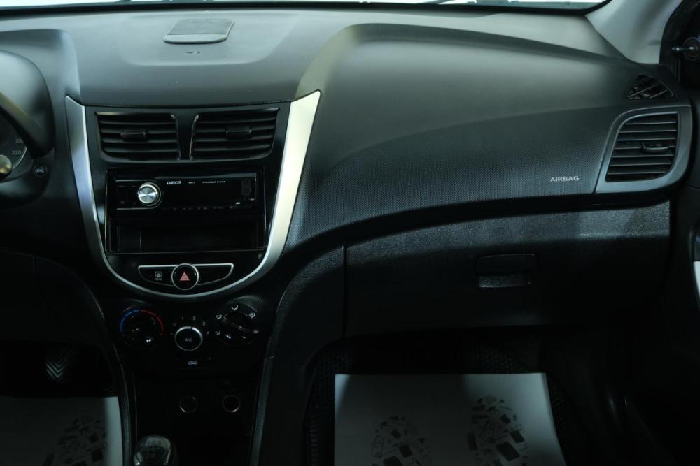 Hyundai Solaris I Омск  - изображение 17