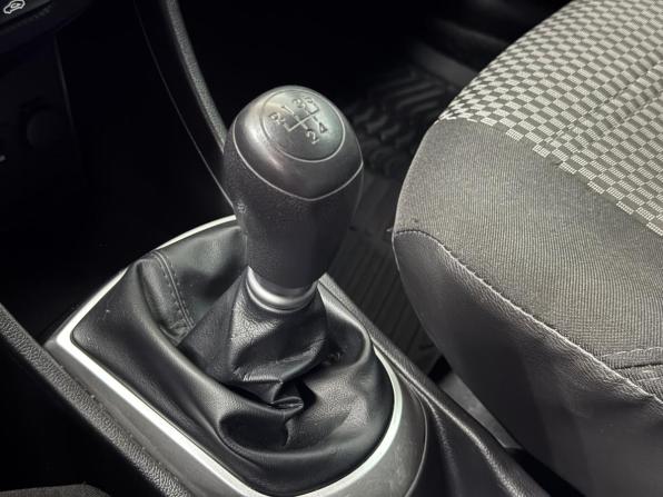 Hyundai Solaris I с пробегом 2014 года, цена 650 000 рублей, 210000 км, седан, Автокод Объявления