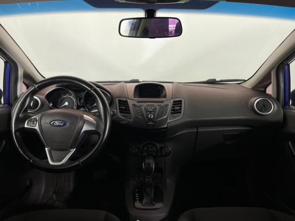 Ford Fiesta Mk6 Рестайлинг с пробегом 2015 года, цена 700 000 рублей, 220900 км, седан, Автокод Объявления