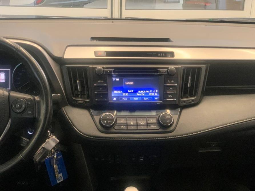 Toyota RAV4 IV (XA40) Рестайлинг Челябинск  - изображение 12