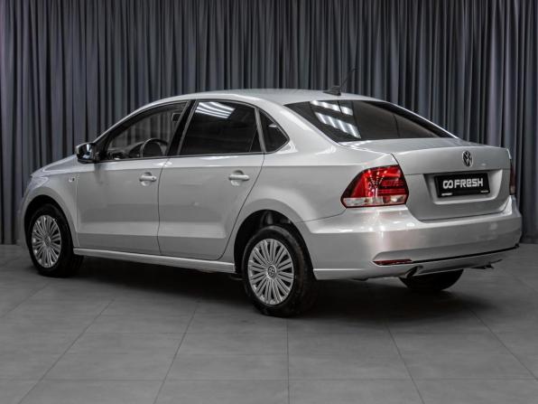 Volkswagen Polo V Рестайлинг с пробегом 2017 года, цена 1 099 000 рублей, 86408 км, седан, Автокод Объявления