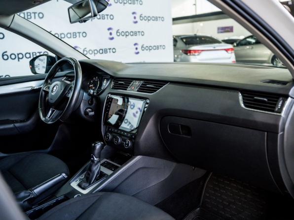 Skoda Octavia III (A7) с пробегом 2016 года, цена 1 300 000 рублей, 321415 км, лифтбек, Автокод Объявления