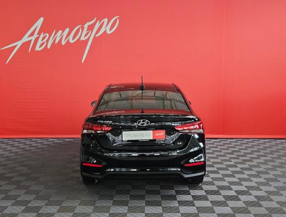 Hyundai Solaris II с пробегом 2017 года, цена 1 165 000 рублей, 131298 км, седан, Автокод Объявления