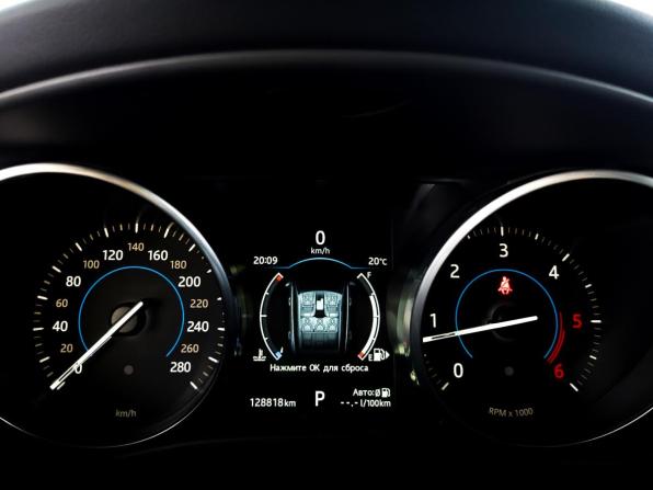 Jaguar F-Pace I с пробегом 2016 года, цена 2 295 000 рублей, 128810 км, внедорожник, Автокод Объявления