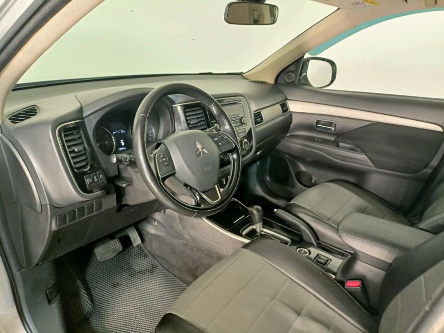 Mitsubishi Outlander III Рестайлинг 2 Архангельск  - изображение 12