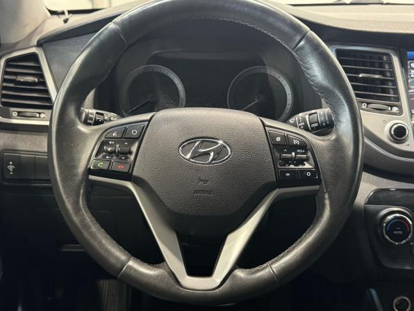 Hyundai Tucson III с пробегом 2018 года, цена 2 199 000 рублей, 120550 км, внедорожник, Автокод Объявления
