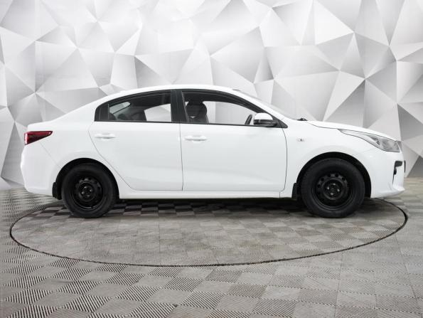 Kia Rio IV с пробегом 2019 года, цена 1 022 000 рублей, 110000 км, седан, Автокод Объявления