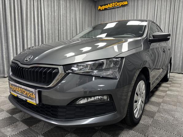 Skoda Rapid II с пробегом 2021 года, цена 1 520 000 рублей, 92388 км, лифтбек, Автокод Объявления