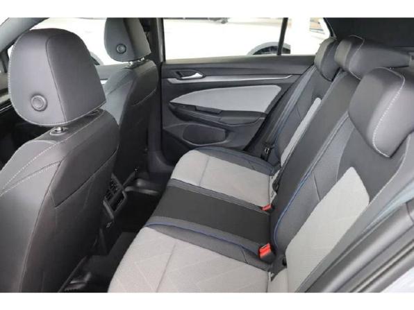 Новый Volkswagen Golf VIII Рестайлинг 2026 года, цена 4 150 000 рублей, хэтчбек, Автокод Объявления