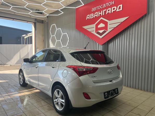 Hyundai i30 II с пробегом 2013 года, цена 950 000 рублей, 145273 км, хэтчбек, Автокод Объявления