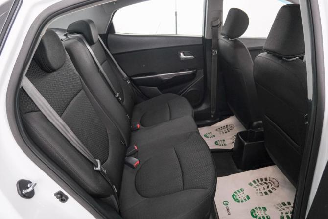 Kia Rio III Рестайлинг с пробегом 2017 года, цена 1 159 000 рублей, 88400 км, седан, Автокод Объявления