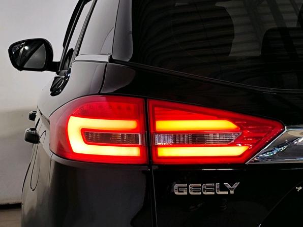 Geely Atlas I с пробегом 2022 года, цена 1 769 000 рублей, 109087 км, внедорожник, Автокод Объявления