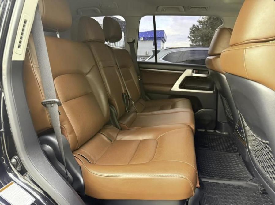 Toyota Land Cruiser 200 Series Рестайлинг 2 Ставрополь  - изображение 17