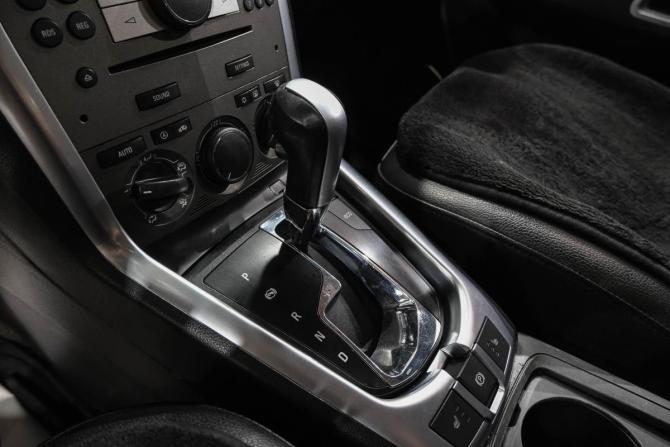 Opel Antara I Рестайлинг с пробегом 2013 года, цена 1 169 000 рублей, 125000 км, внедорожник, Автокод Объявления