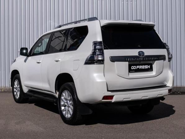 Toyota Land Cruiser Prado 150 Series Рестайлинг 1 с пробегом 2013 года, цена 3 299 000 рублей, 170412 км, внедорожник, Автокод Объявления